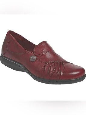 Rockport Women's Burgundy Leather Slip-On Loafer